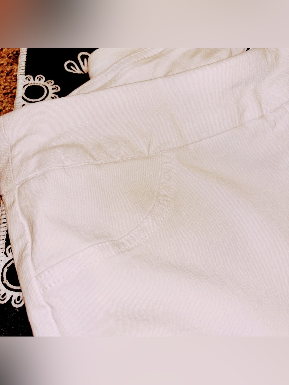 ✨ Kim Rogers White Stretch Shorts — Size 12 ✨ - Picture 3 of 7